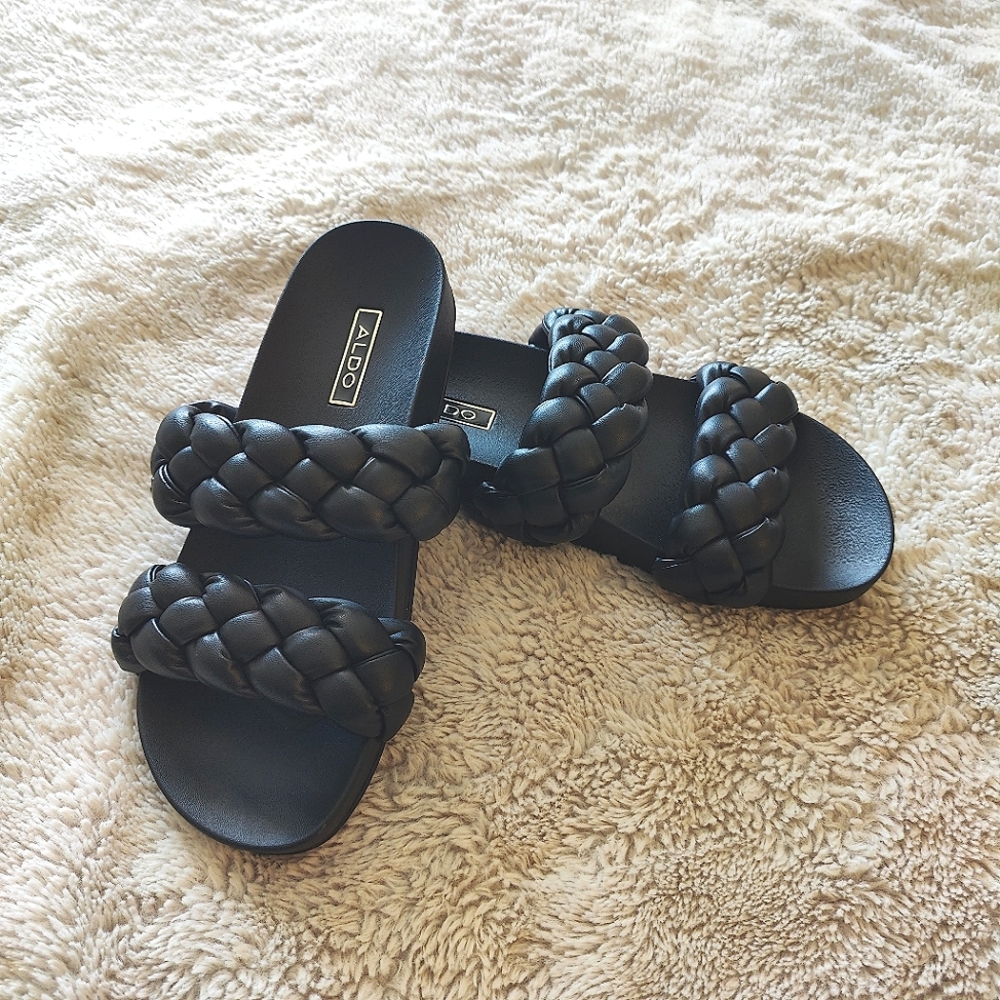 Aldo Oaka Sandal